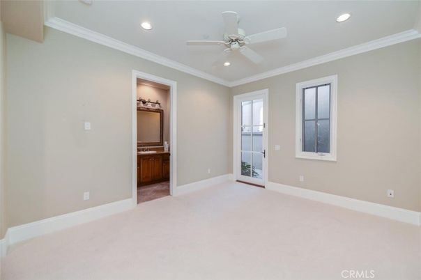 Bathroom, Empty room, Interior, Recessed Lighting