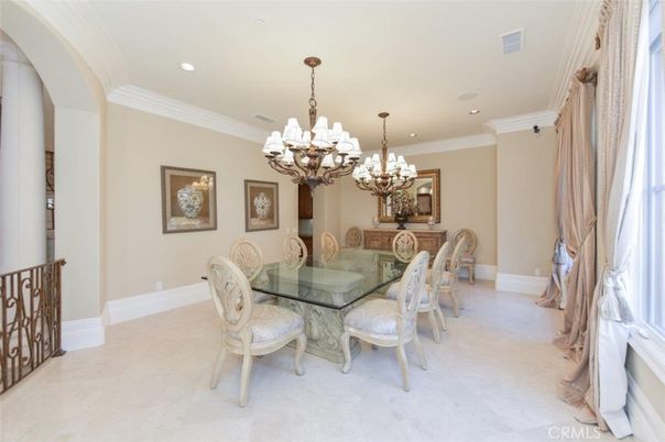 Chandelier, Dining room, Interior, Recessed Lighting