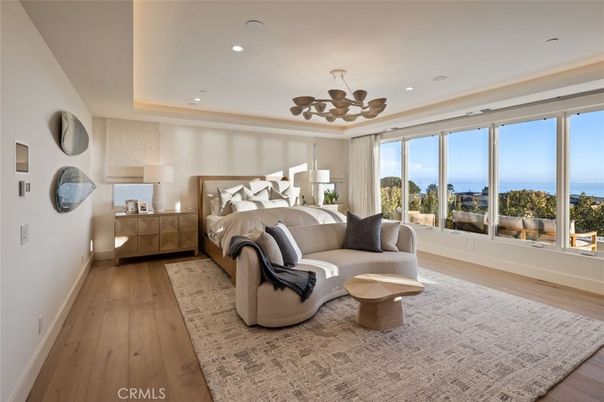 Bedroom, Interior, Pendant Lights, Recessed Lighting, Water, Wood Texture Flooring