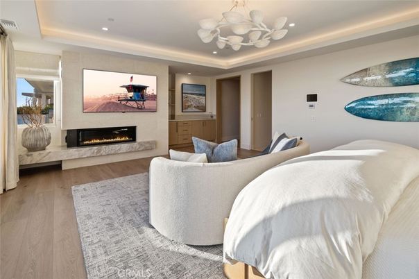 Bedroom, Fireplace, Interior, Recessed Lighting, Wood Texture Flooring