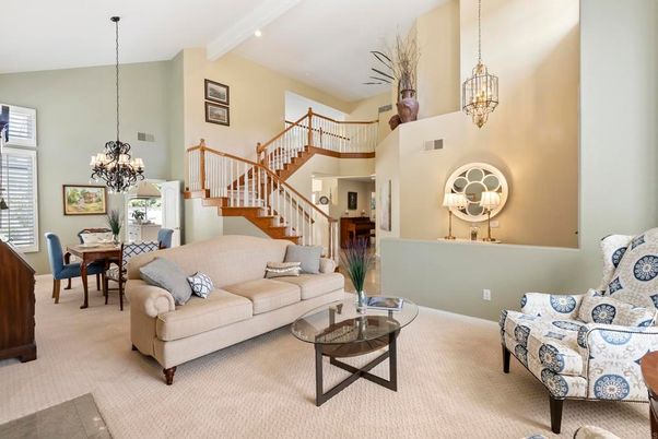Chandelier, Dining room, Interior, Living room, Pendant Lights, Recessed Lighting