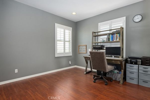 Home Office, Interior, Recessed Lighting, Wood Texture Flooring
