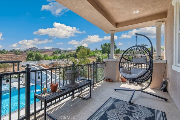 Exterior, Pool, Other