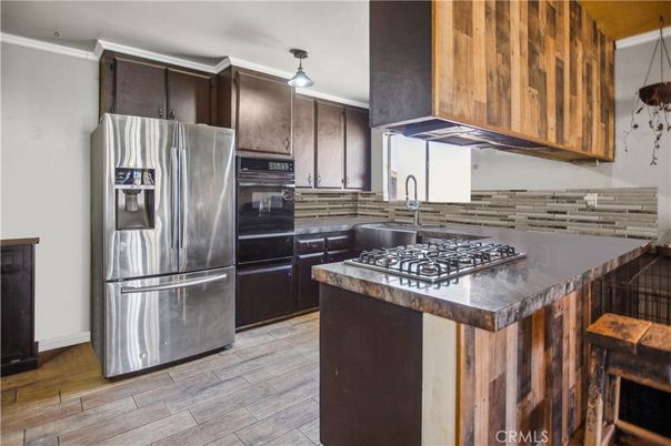 Interior, Kitchen, Pendant Lights, Wood Texture Flooring