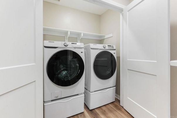 Bedroom, Fitness Equipment, Interior, Recessed Lighting, Wood Texture Flooring