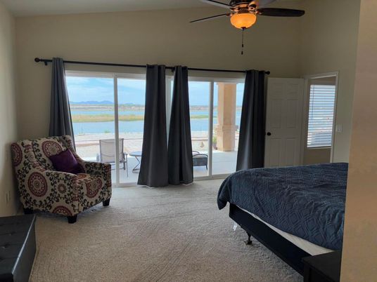 Bedroom, Interior, Water