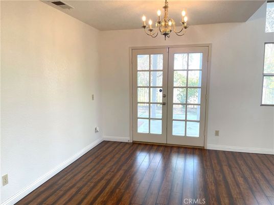 Chandelier, Empty room, Interior, Wood Texture Flooring
