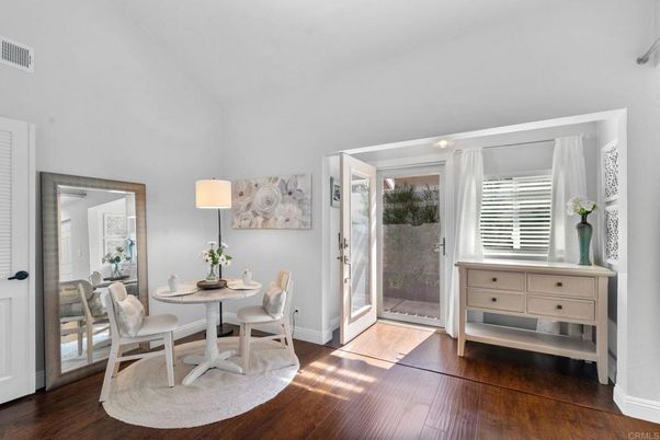 Dining room, Interior, Wood Texture Flooring