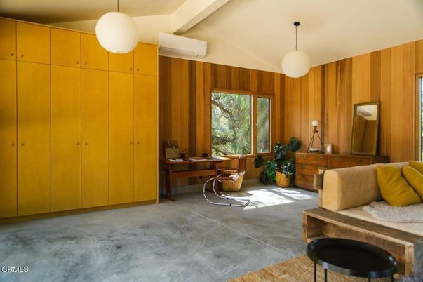 Interior, Pendant Lights, Wooden Walls