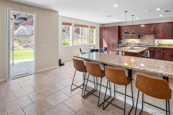 Dining room, Interior, Kitchen, Pendant Lights, Recessed Lighting, Stainless Steel Appliances