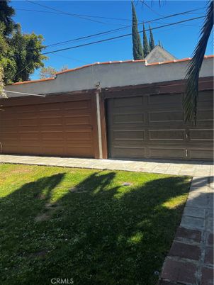 Detached Garage, Exterior