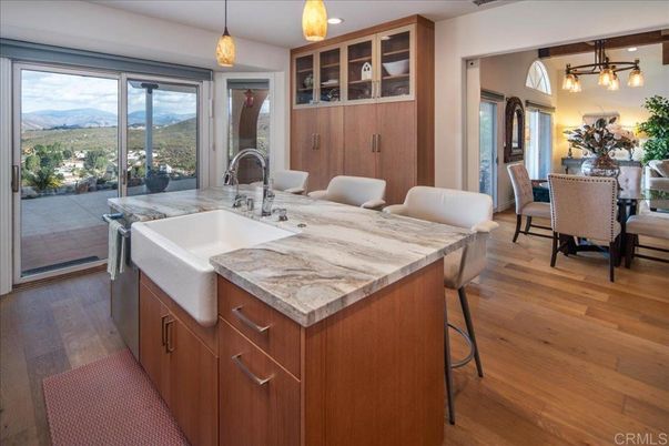 Dining room, Interior, Kitchen, Pendant Lights, Recessed Lighting, Wood Texture Flooring