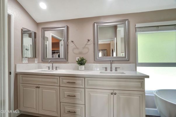 Bathroom, Dual Sink Vanities, Free Standing Baths, Interior, Recessed Lighting