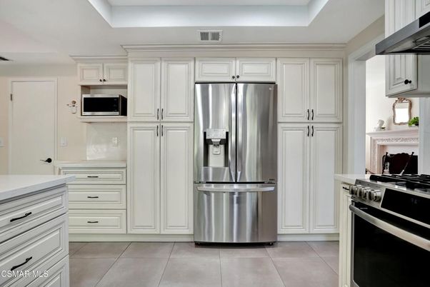 Interior, Kitchen, Stainless Steel Appliances