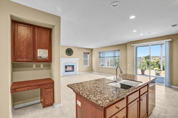 Fireplace, Interior, Kitchen, Recessed Lighting