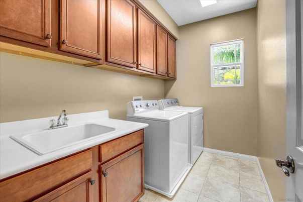 Interior, Washer