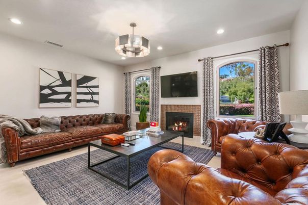 Fireplace, Interior, Living room, Recessed Lighting