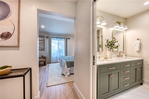 Bathroom, Bedroom, Interior, Recessed Lighting, Wood Texture Flooring
