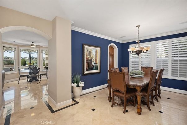 Chandelier, Dining room, Interior