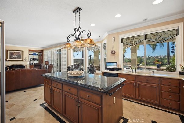 Chandelier, Dining room, Interior, Kitchen, Living room, Recessed Lighting