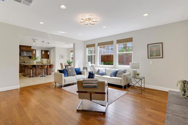 Interior, Kitchen, Living room, Recessed Lighting, Wood Texture Flooring