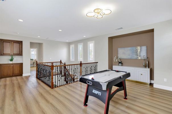 Billiard Table, Game Room, Interior, Recessed Lighting, Wood Texture Flooring
