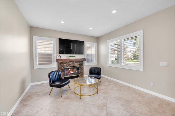 Fireplace, Interior, Living room, Recessed Lighting