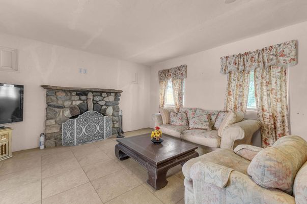 Fireplace, Interior, Living room