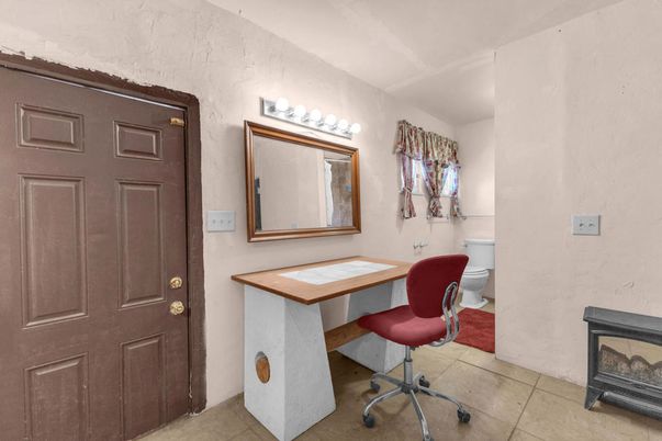 Bathroom, Home Office, Interior