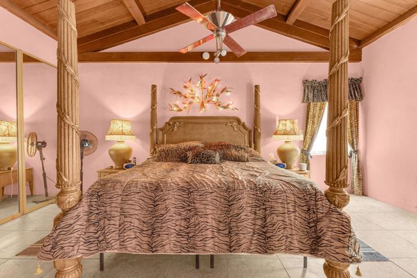 Bedroom, Interior, Wooden Beams, Wooden Ceilings