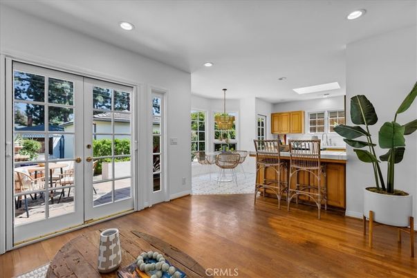 Dining room, Interior, Kitchen, Pendant Lights, Recessed Lighting, Wood Texture Flooring
