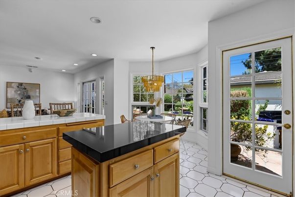 Dining room, Interior, Kitchen, Pendant Lights, Recessed Lighting, Tile Countertops