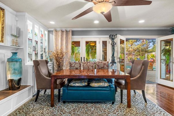 Dining room, Interior, Recessed Lighting, Wood Texture Flooring
