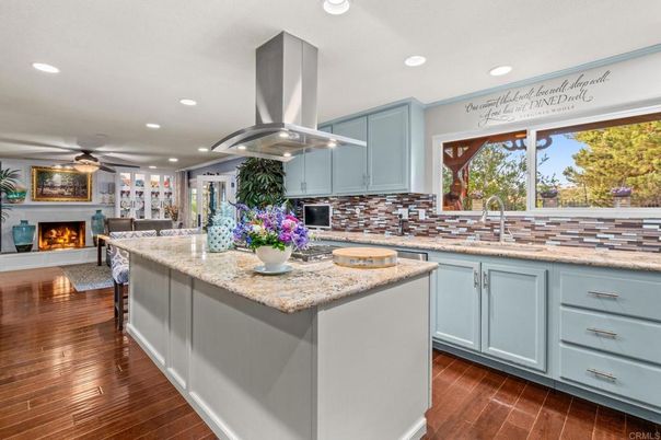 Fireplace, Interior, Kitchen, Recessed Lighting, Wood Texture Flooring