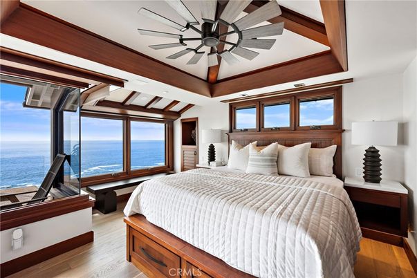 Bedroom, Interior, Water, Wooden Beams, Wood Texture Flooring