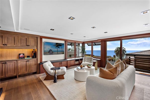 Interior, Living room, Recessed Lighting, Water, Wood Texture Flooring