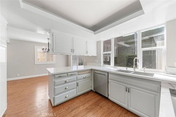 Interior, Kitchen, Pendant Lights, Wood Texture Flooring