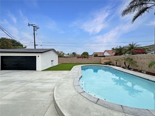 Detached Garage, Exterior, Pool