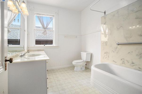 Bathroom, Interior, Marble, Marble Walls
