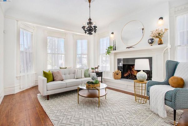 Chandelier, Fireplace, Interior, Living room, Pendant Lights, Wood Texture Flooring