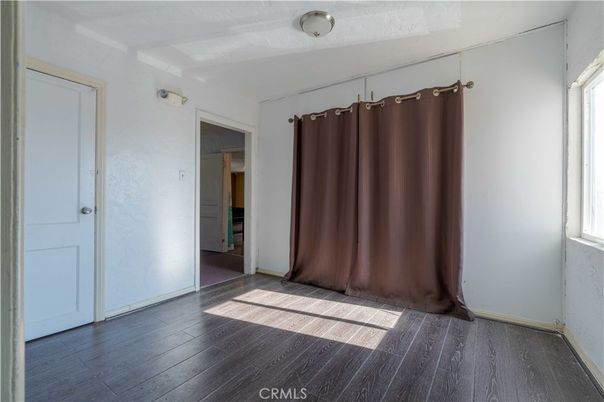 DE Listing image placeholder