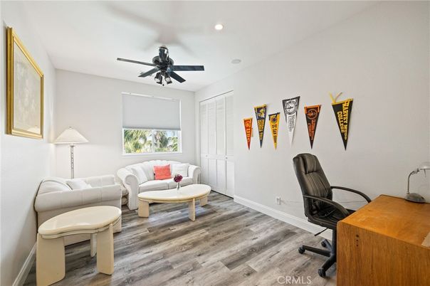 Home Office, Interior, Recessed Lighting, Wood Texture Flooring