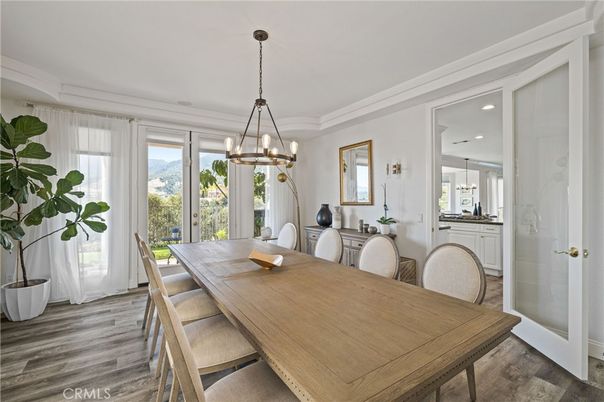 Chandelier, Dining room, Interior, Pendant Lights, Recessed Lighting, Wood Texture Flooring