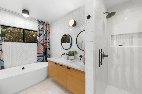 Bathroom, Dual Sink Vanities, Glass Shower, Interior