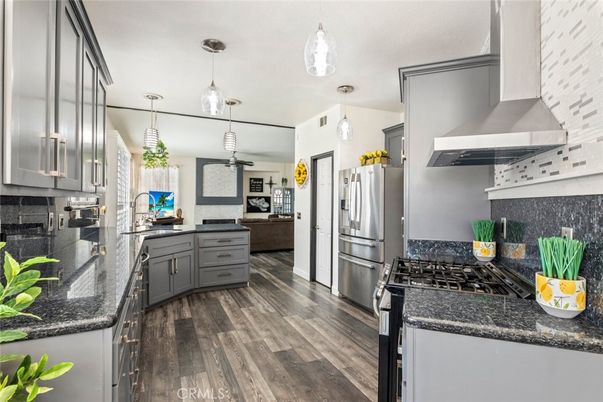 Interior, Kitchen, Pendant Lights, Wood Texture Flooring