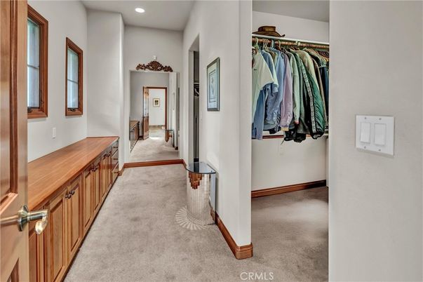 Interior, Recessed Lighting, Walk-in Closets