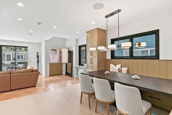 Dining room, Interior, Kitchen, Living room, Pendant Lights, Recessed Lighting, Wood Texture Flooring