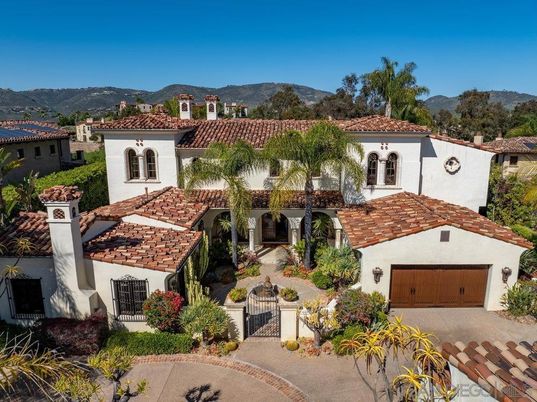 Attached, Exterior, Facade, Spanish Mediterranean