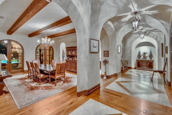 Chandelier, Dining room, Interior, Wooden Beams, Wood Texture Flooring