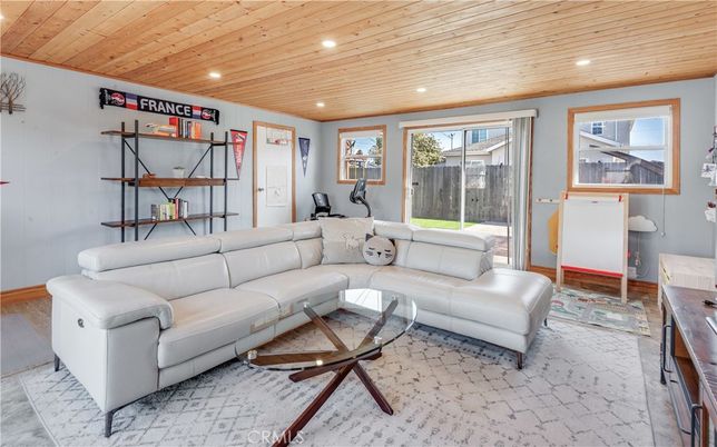 Interior, Living room, Recessed Lighting, Wooden Ceilings